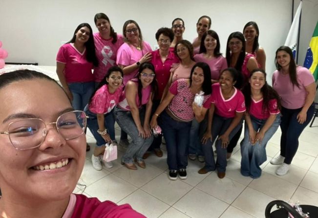 Colaboradoras do SAAE participam de palestra sobre cuidados e prevenção ao câncer de mama e colo do útero